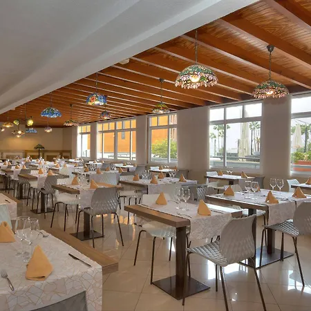 Ξενοδοχείο Hovima Santa Maria 3*