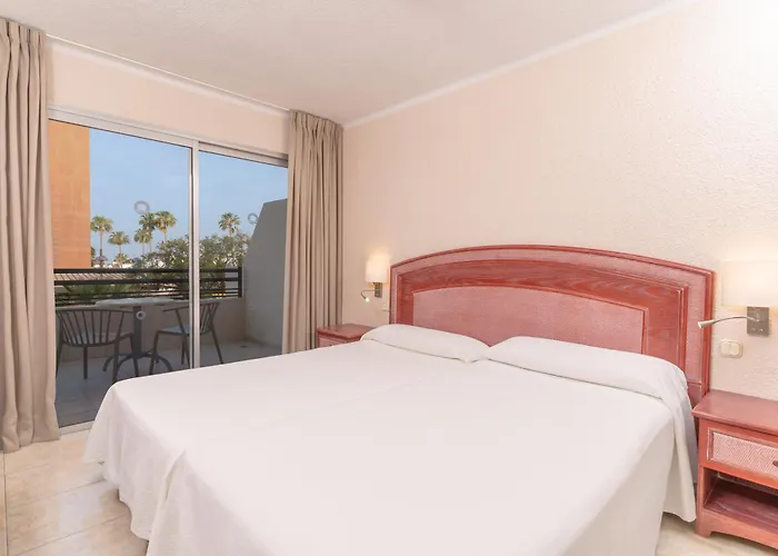 圣玛丽亚赫维玛酒店 3* 阿德耶