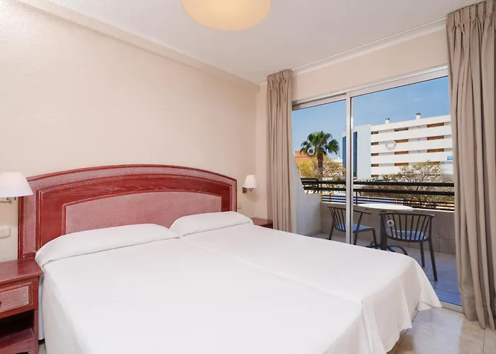 圣玛丽亚赫维玛酒店 3* 阿德耶