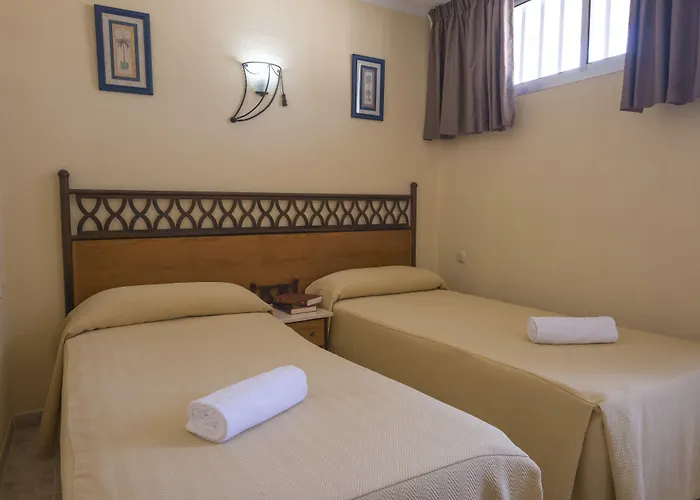 圣玛丽亚赫维玛酒店 酒店 阿德耶